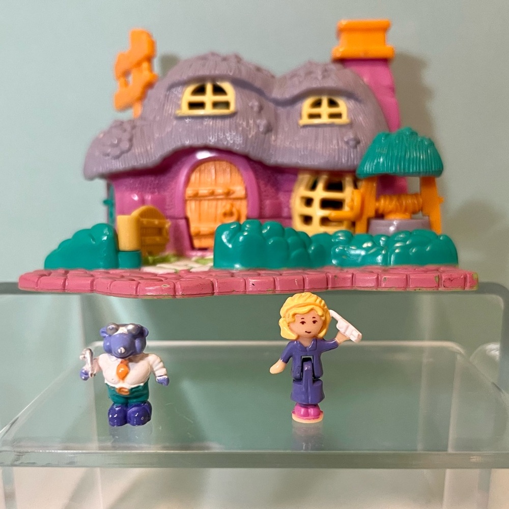 Vintage Polly Pocket 1994 Rabbit House with Polly and Murray Mole